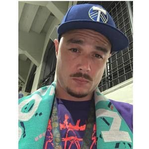 Meet your Posher, Christopher